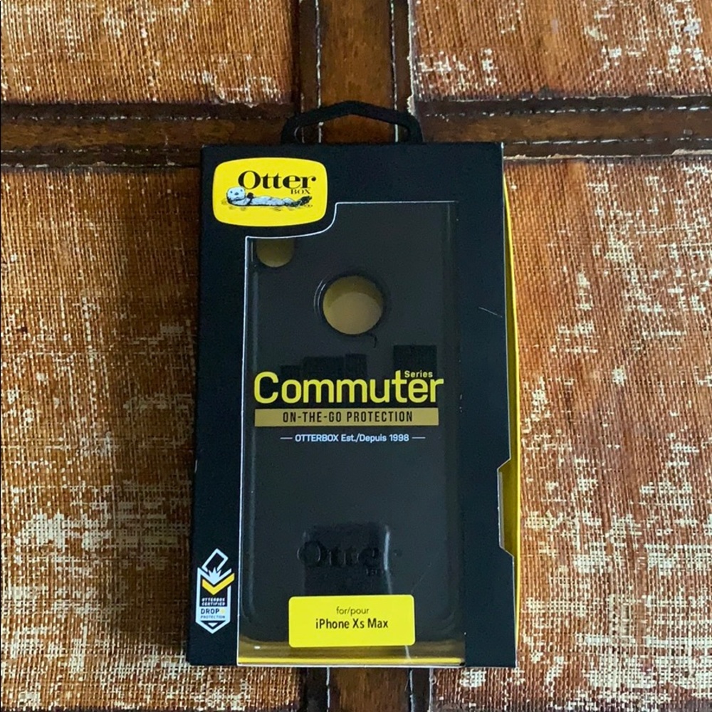 iPhone XS Max Otter box case